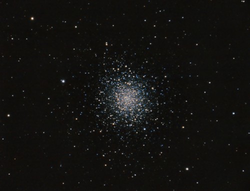 M92 découvert par Johann Elert Bode en 1777 taille 85al distance 26000al.jpg